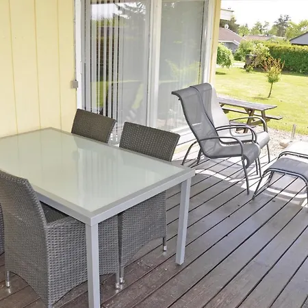 Beautiful In Sydals With Kitchen Nedre Lysabild
